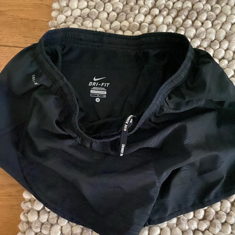 Women’s Nike Shorts small